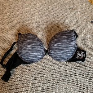 VS bra 34D barely worn